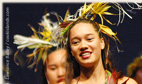 Dance Group Te-Au-O_Tonga (Rarotonga) - Te Maeva Nui 2005 / Cook Islands